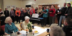 Gemischter Chor in der Seniorenresidenz (I)